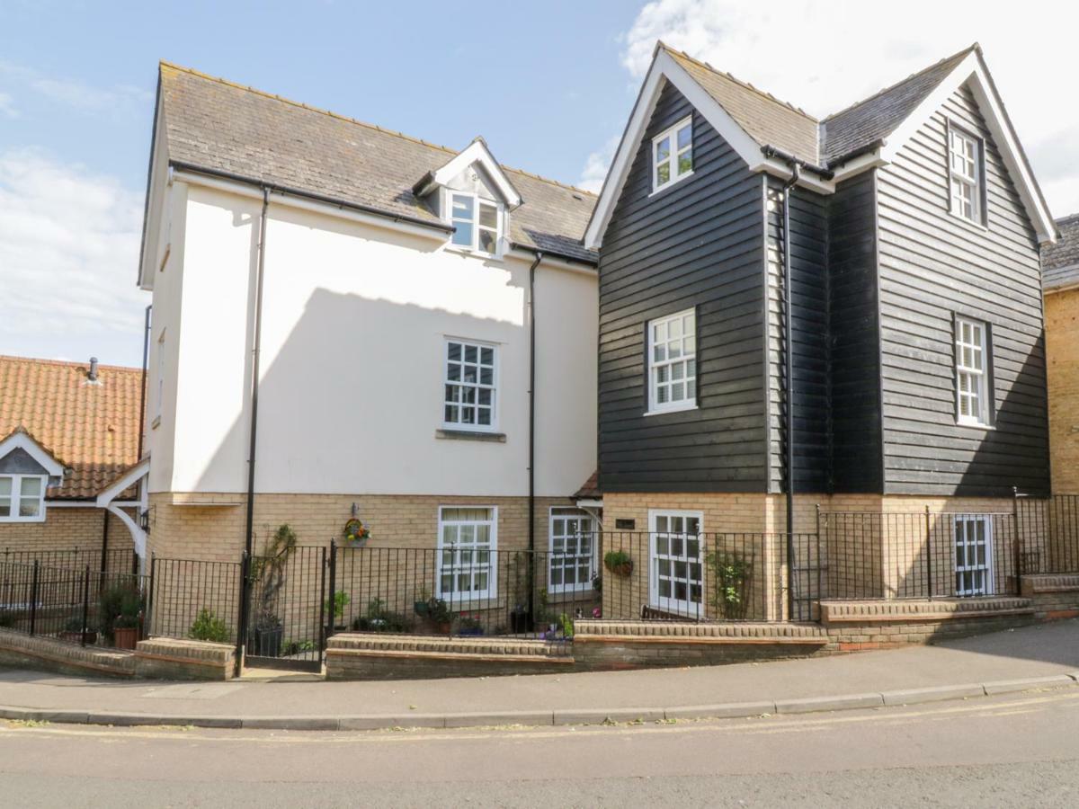 The Hoist Apartamento Ely Exterior foto